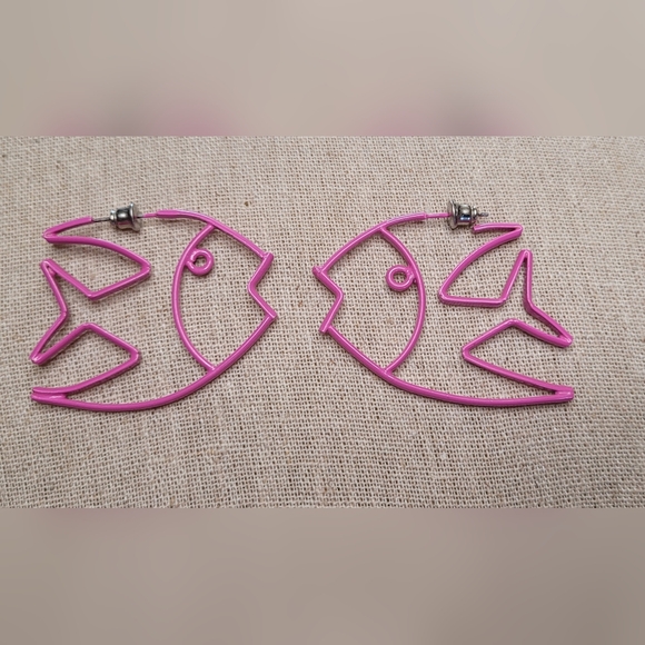 Vintage Fish Earrings - Picture 3 of 10